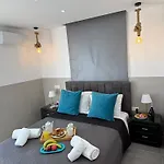 Evas Apartment